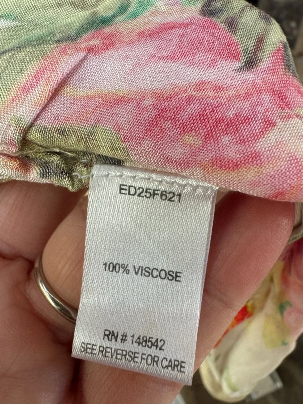 Aratta Stunning Sequin Floral Embroidered Viscose short kimono, beige multi - Picture 6 of 6